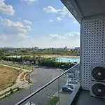 Lagoon Park Apartments With Beach View
